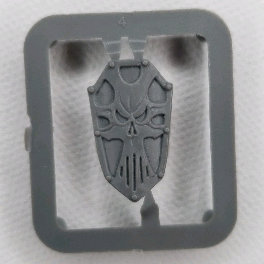 Warhammer Slaves to Darkness Bits OOP Chaos Warrior Skull Shield
