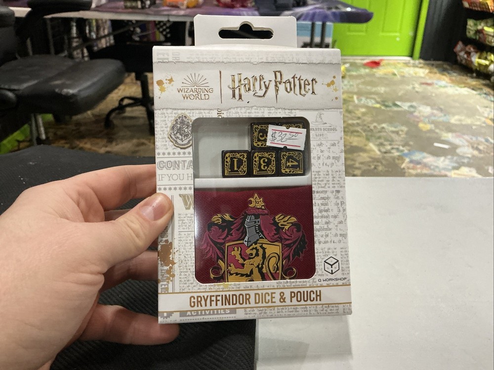Harry Potter Gryffindor Dice & Pouch