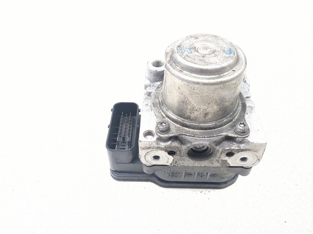 08-17 Victory Vision ABS Pump Modulator 1911387
