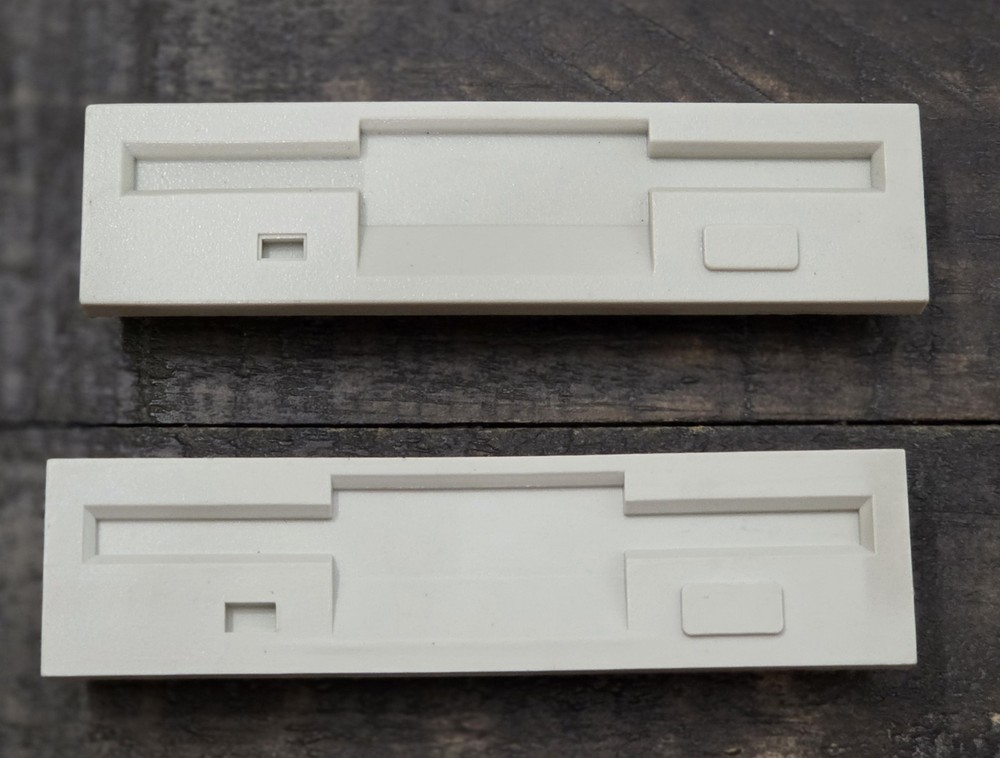 2X 3.5 Inch Floppy disk drive Expansion bay covers Pc computer tower