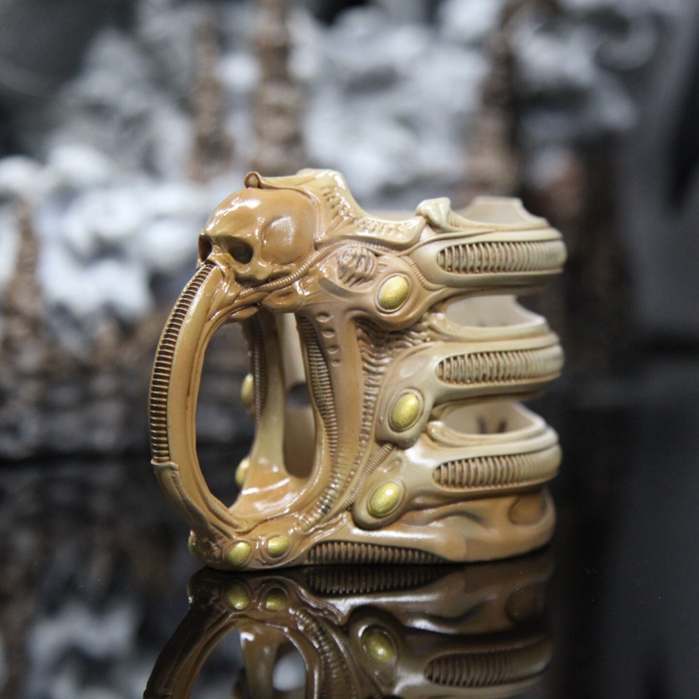 H.R Giger Style alien Engineer cup holder Model H12cm