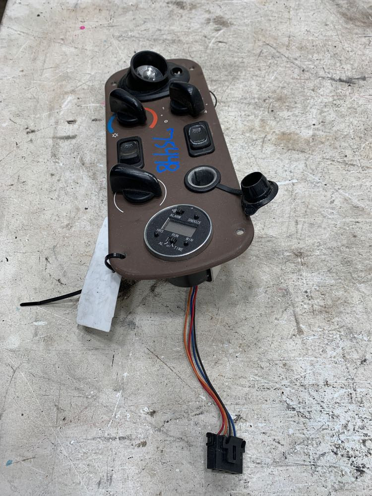2011 Freightliner Coronado Climate Control (718-10669)