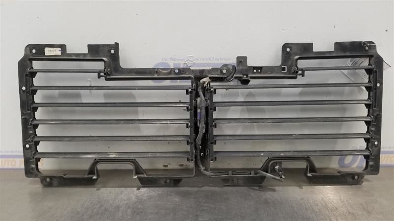 19 CHEVY SUBURBAN 5.3L AIR SHUTTER