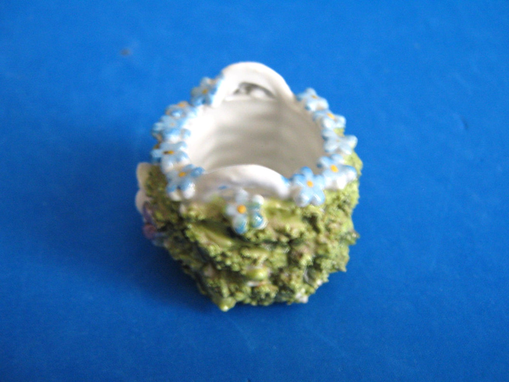 SMALL GERMAN ELFINWARE OPEN SALT CELLAR w/HANDLES