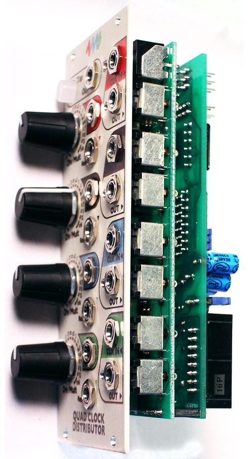 4MS QUAD CLOCK DISTRIBUTOR QCD : NEW : [DETROIT MODULAR]