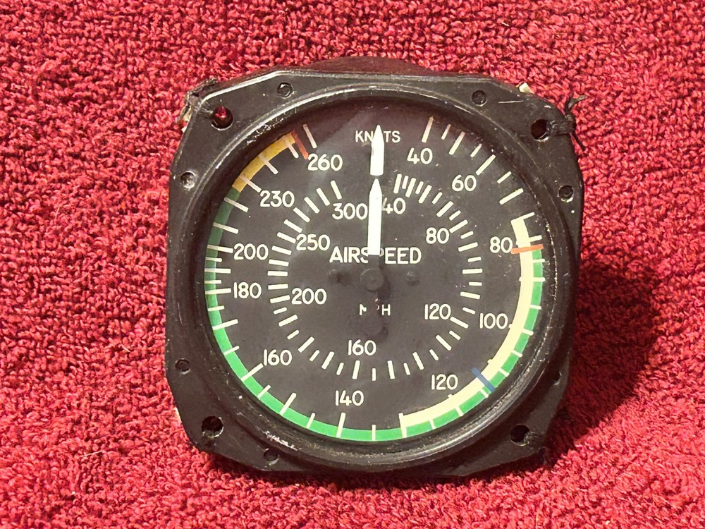 SIGMA TEK  AIRSPEED INDICATOR P/N EA517326ACM