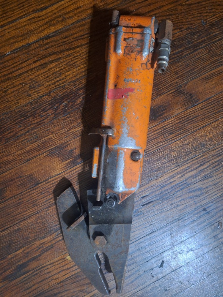 Aircraft Tools PNEUMATIC Squeeze