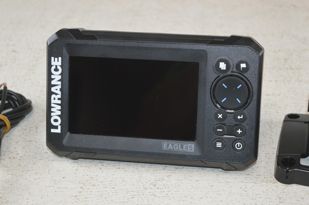 Lowrance Eagle 5 GPS Fishfinder