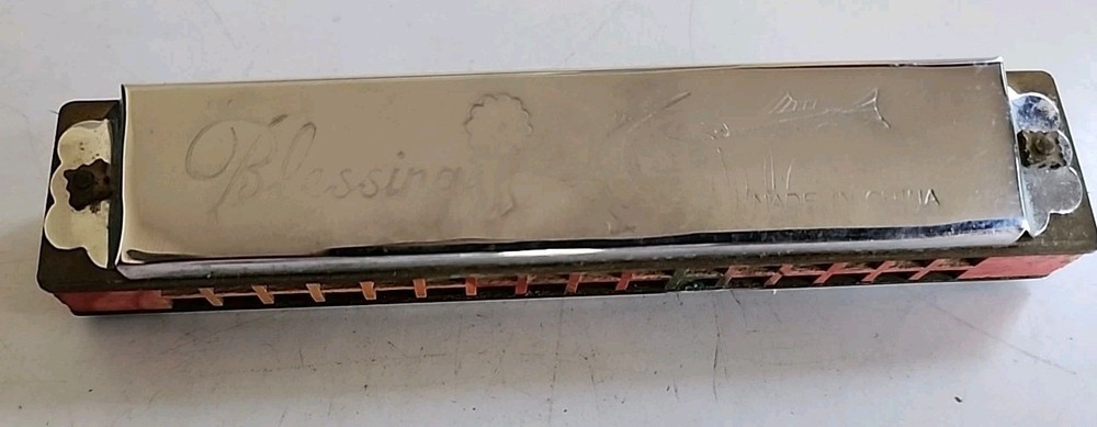 VTG Blessing Harmonica DHC161 Etched Fish Design 5"