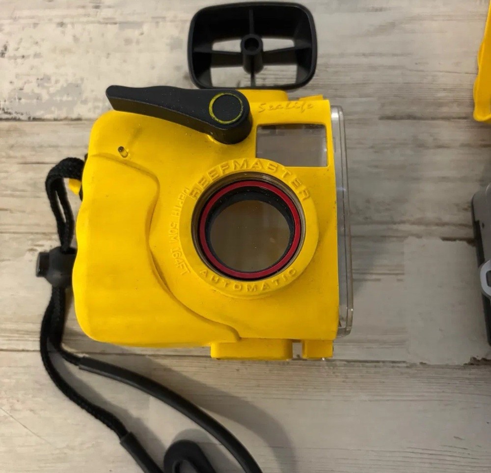 SeaLife Underwater Camera SeaLife Point And Shoot Camera ReefMaster RC Automatic