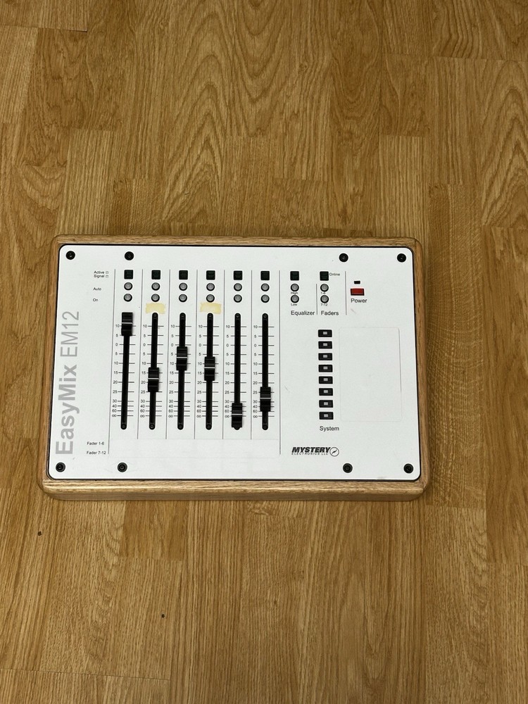 Mystery Electronics EasyMix EM12 Desktop DSP Control.
