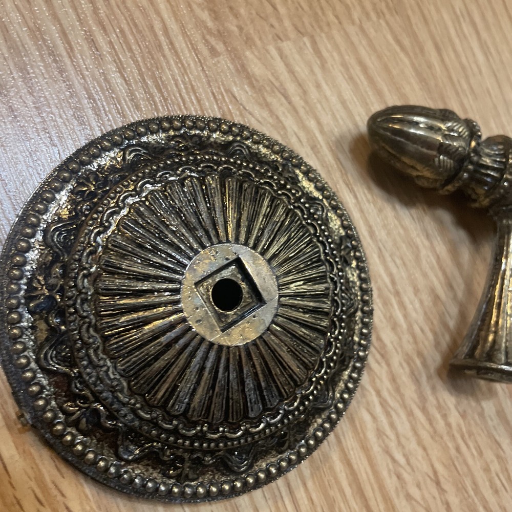 Hook & Candle Holders Amtec & Melard