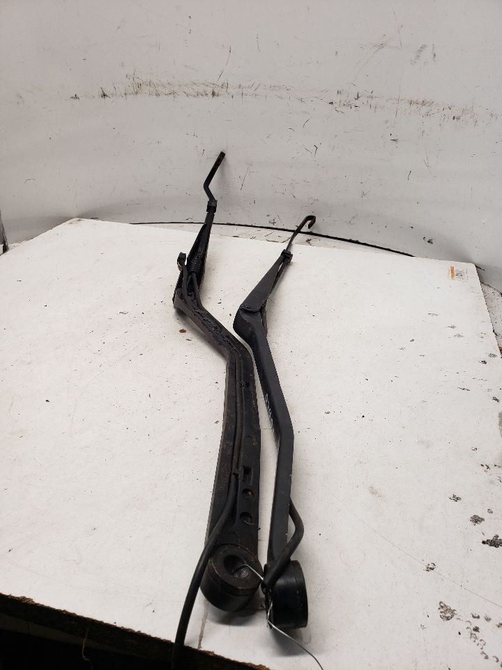 2003 RENDEZVOU Wiper Arm OEM