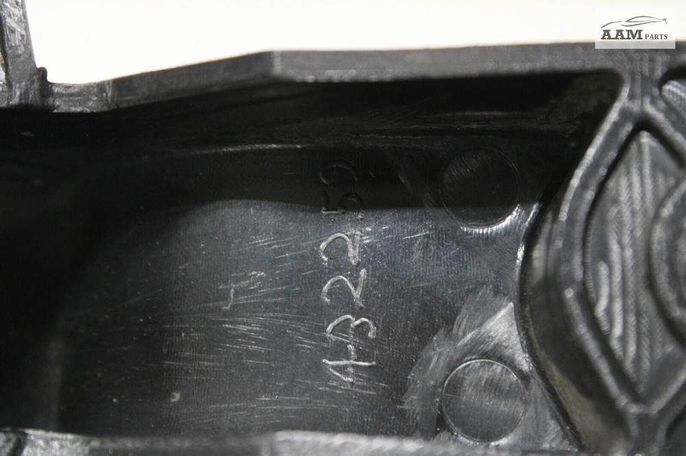 2018-2024 FREIGHTLINER CASCADIA REAR LEFT FAIRING EXTENDER SUPPORT BRACKET OEM