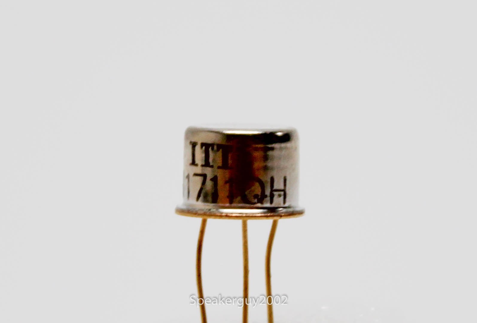 10 Pack - ITT 2N1711 / NPN Transistor