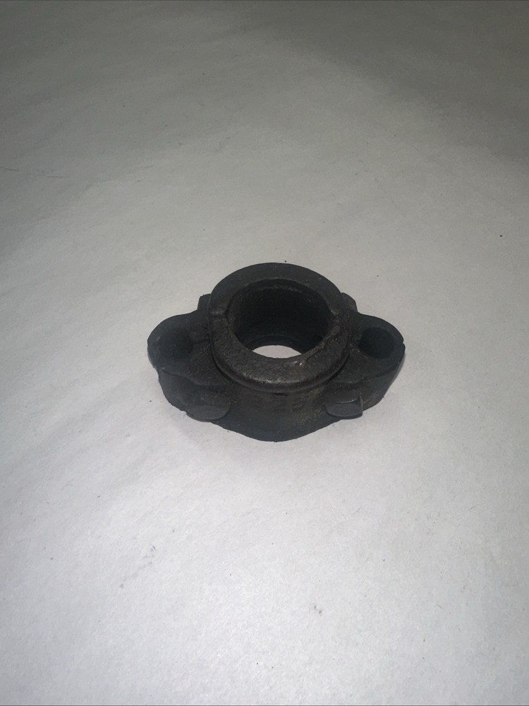 MAYTAG ORIGINAL 82 Engine Exhaust Flange