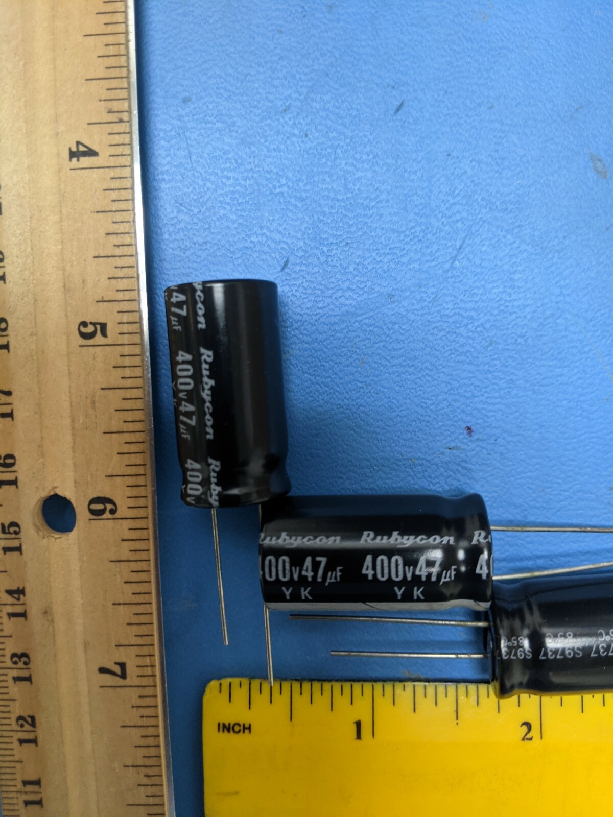 100 PCS Capacitor 47uF/47mF , 400V Electrolytic Radial Rubycon RS-118, 400KY47M