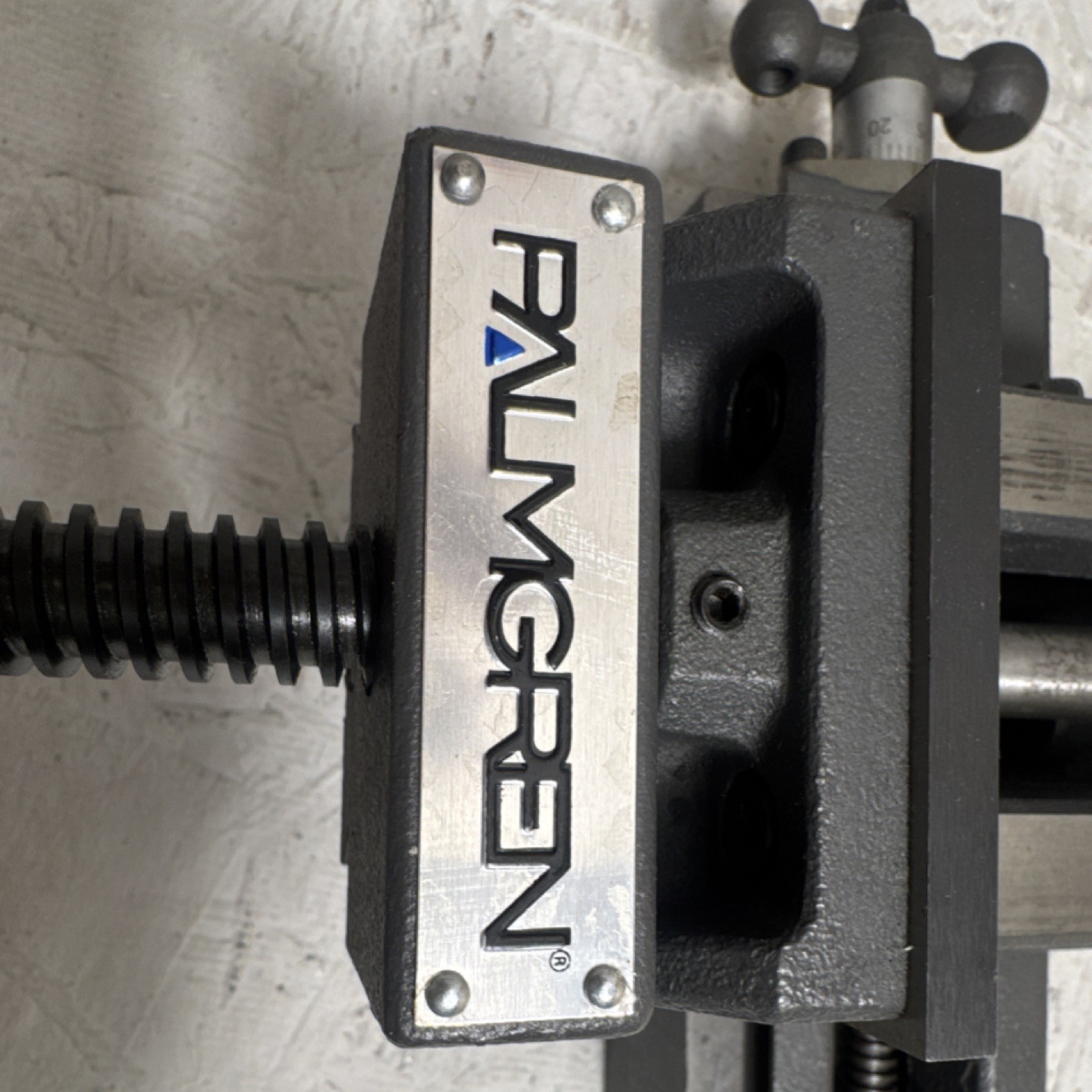 Palmgren 3.5" Jaw Width 3.25" Opening Cross Slide Machine Vise