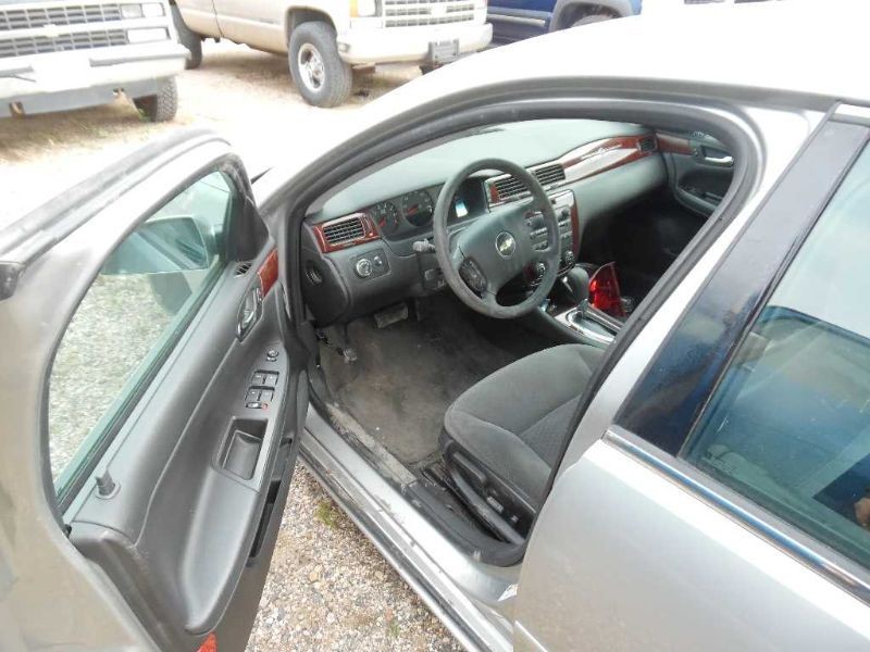 Speedometer Cluster US Opt U2E Fits 07 IMPALA 154037
