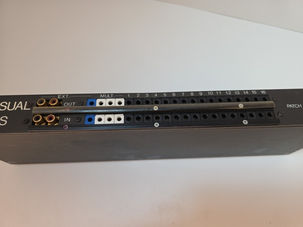 Audiovisual Systems Patch Bay 1000 Vintage 1U Audio Patchbay Router Untested