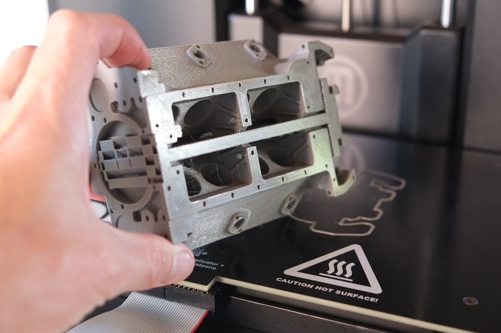 IDE HBP system for the MakerBot Replicator+ heated build platform