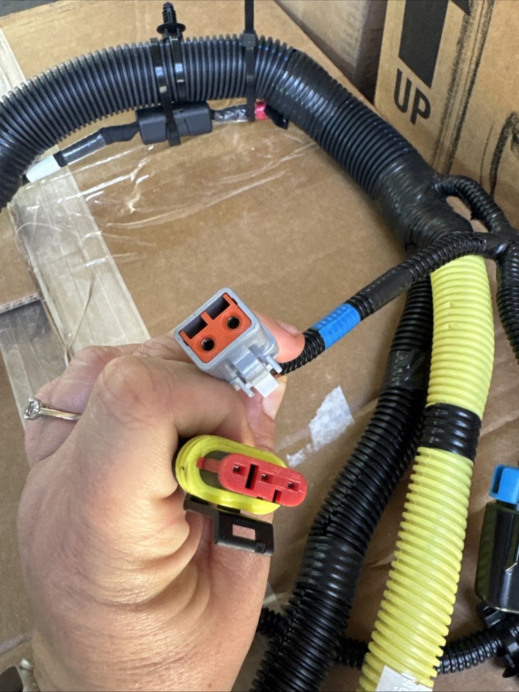 John Deere AUC23712: Wiring Harness