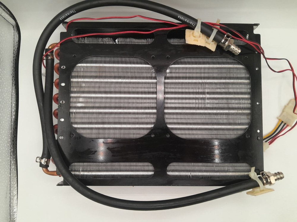 Thermaltake PC Watercooling system with Radiator - Untested - CS3