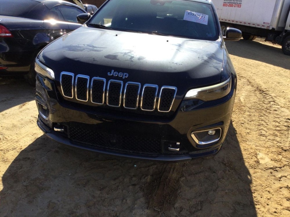 CHEROKEE 2019 Glove Box 4915157