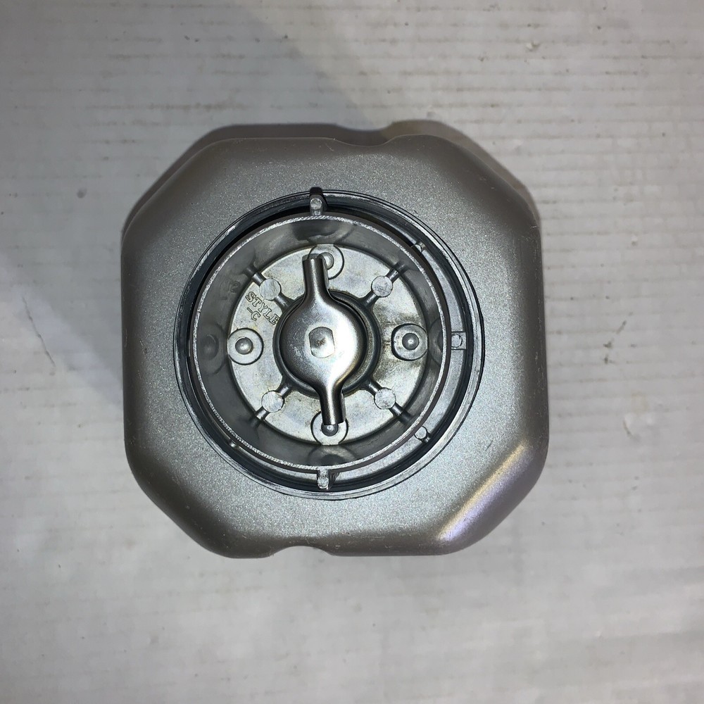 Sunbeam Oster Bread Maker Machine Model 4807 Replacement Parts Pan And Paddle