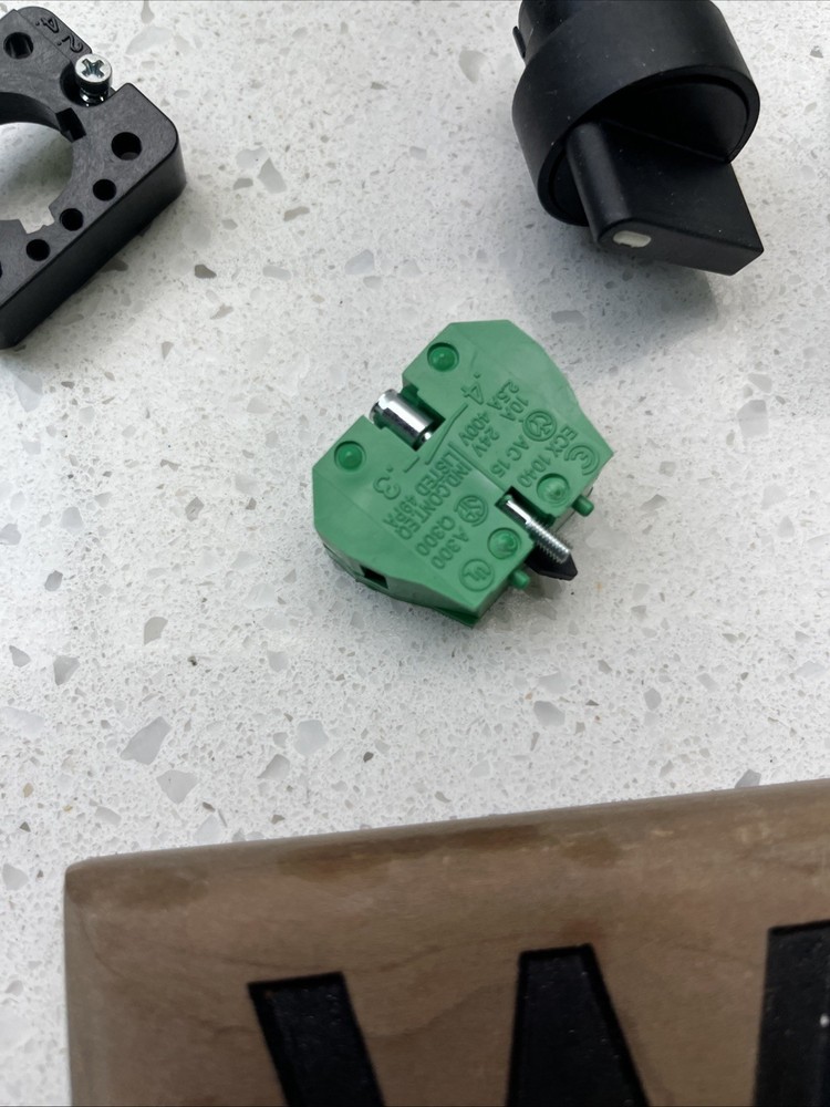 GCX3300 Automation Direct Selector Switch