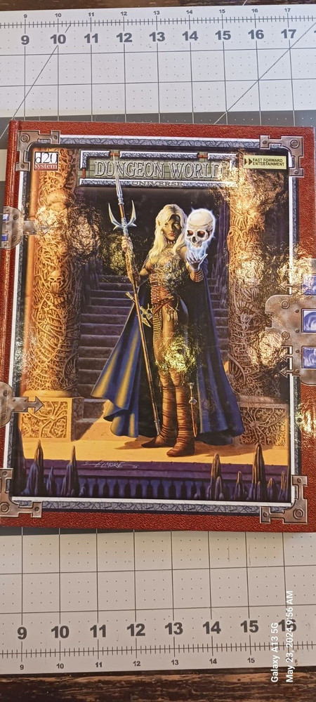 Dungeons & Dragons d20 Dungeon World by Fast Forward