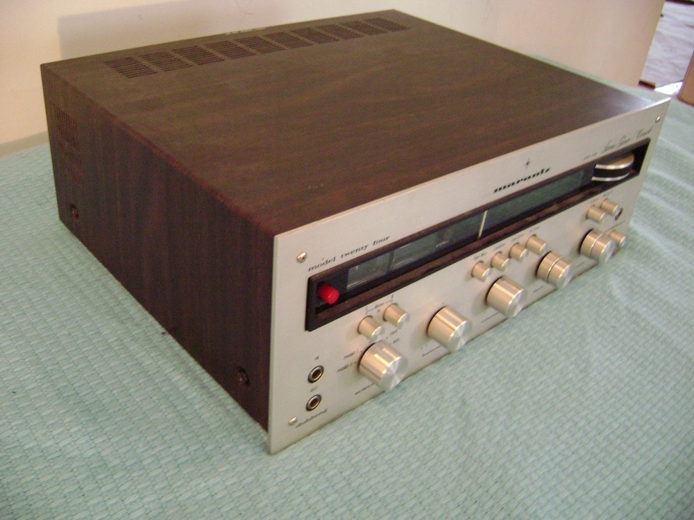 MARANTZ MODEL 24 PREAMP---TUNER--MINT--
