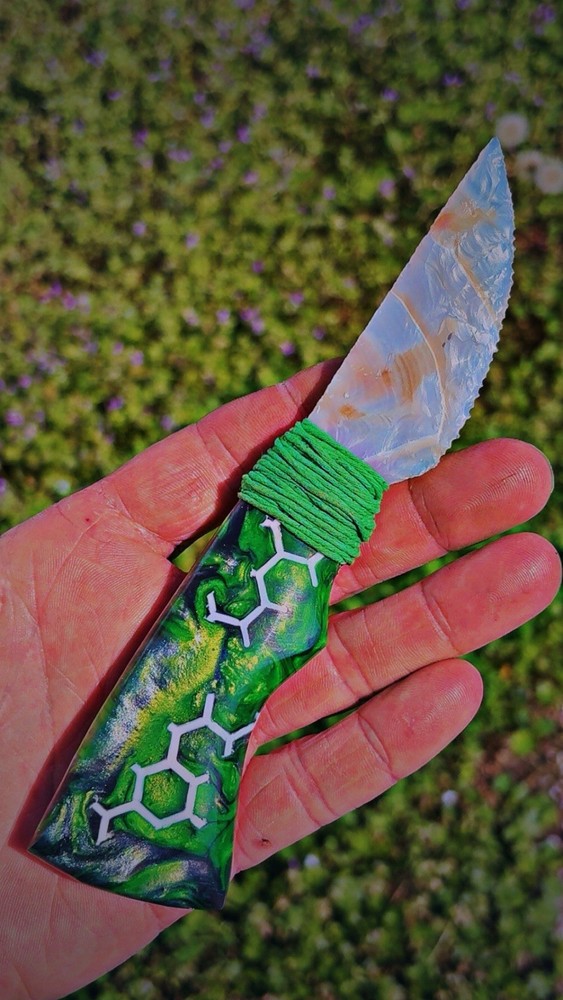 Flintknapped Brazilian Agate Knife, Epoxy Handle, Extremely Sharp, Beautiful