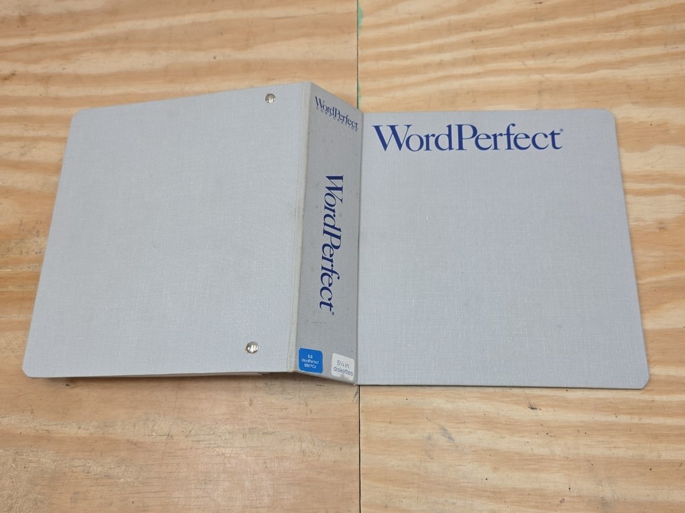 WordPerfect 1988 Installation Set - 5.25” Disks - Manual & Reference - Untested