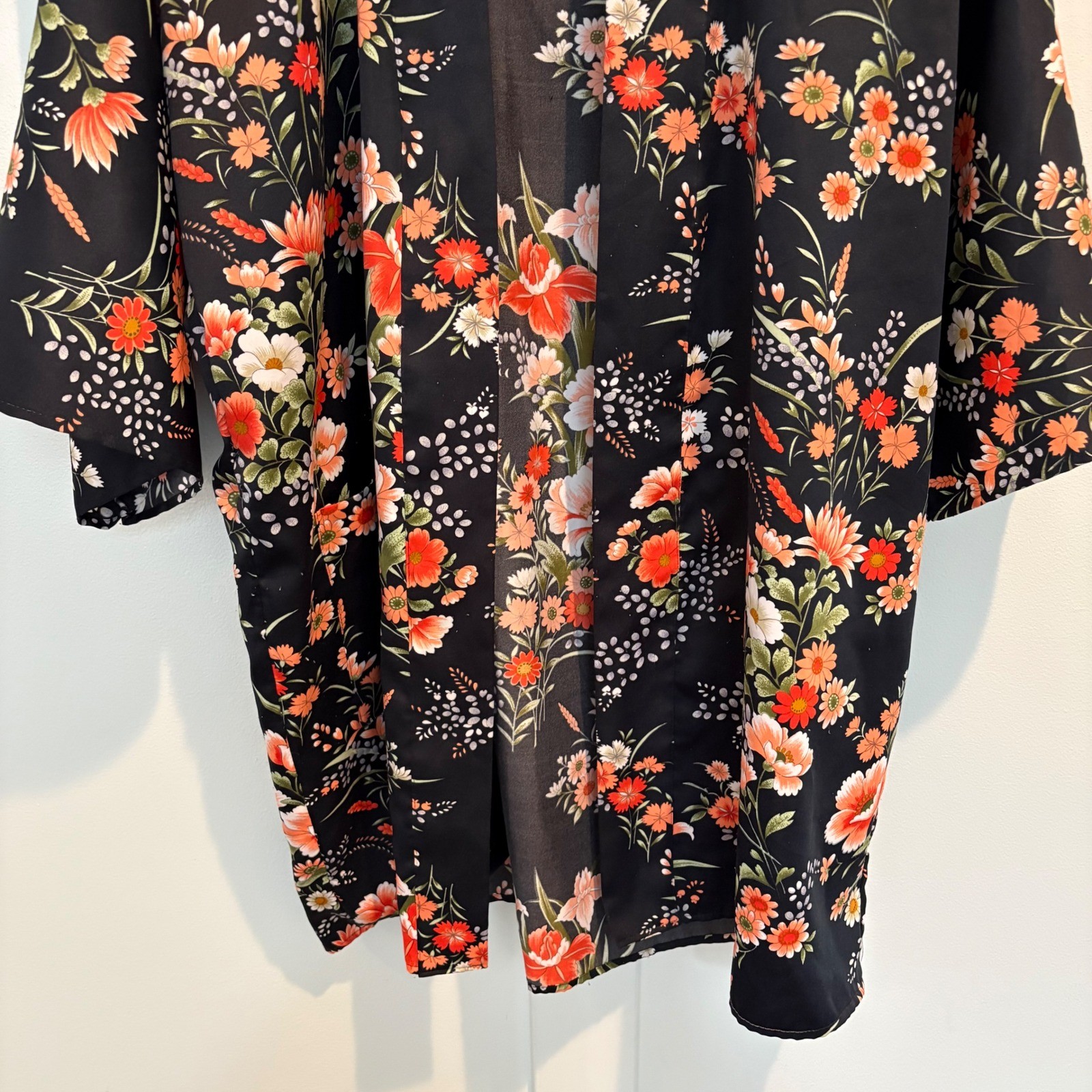 Vintage Luau Sportswear Kimono Robe Jacket Womens Medium Floral Japan Hawaiian