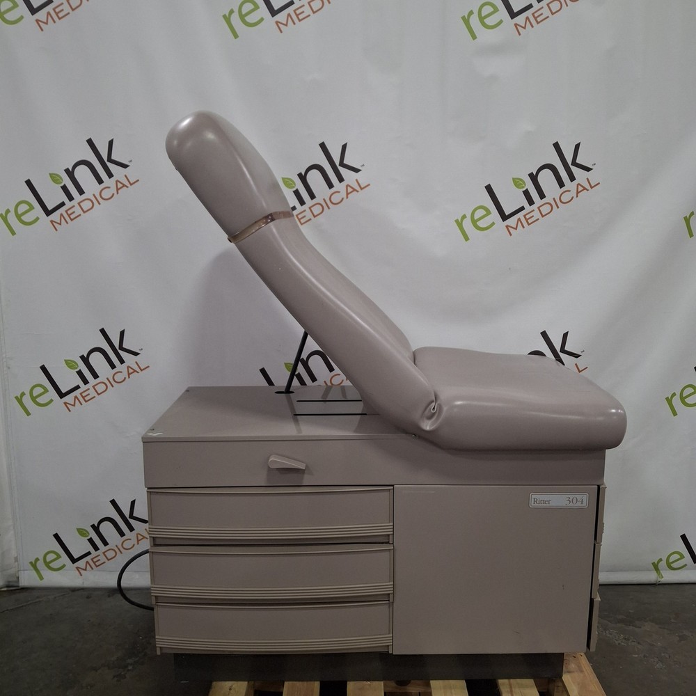 Ritter 304 Exam Table