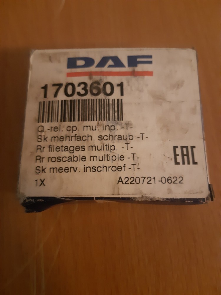 1703601 Genuine DAF Quick Release Coupling T Piece