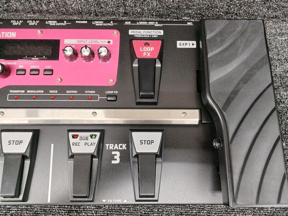 BOSS Model RC-300 Loop Station