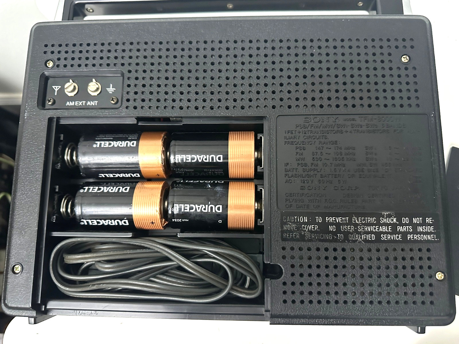 SONY 6BAND FM/AM/PSB/SW1-3 Receiver, Model TFM-8000W, Tested/Works.