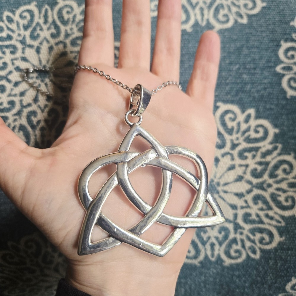 New Oversized Silver Celtic Knot Necklace