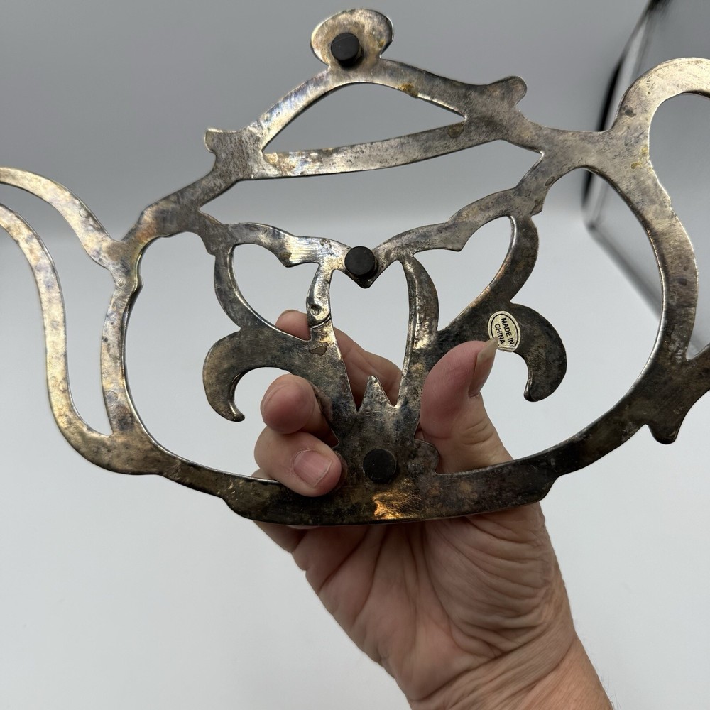 VTG TEAPOT SHAPE TRIVET SILVER PLATED TEA POT-FLAWS
