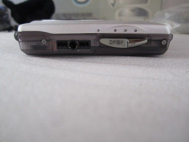 Sharp MD-DS33-A Portable MD Player Blue with AC Adapter and Charger Tested