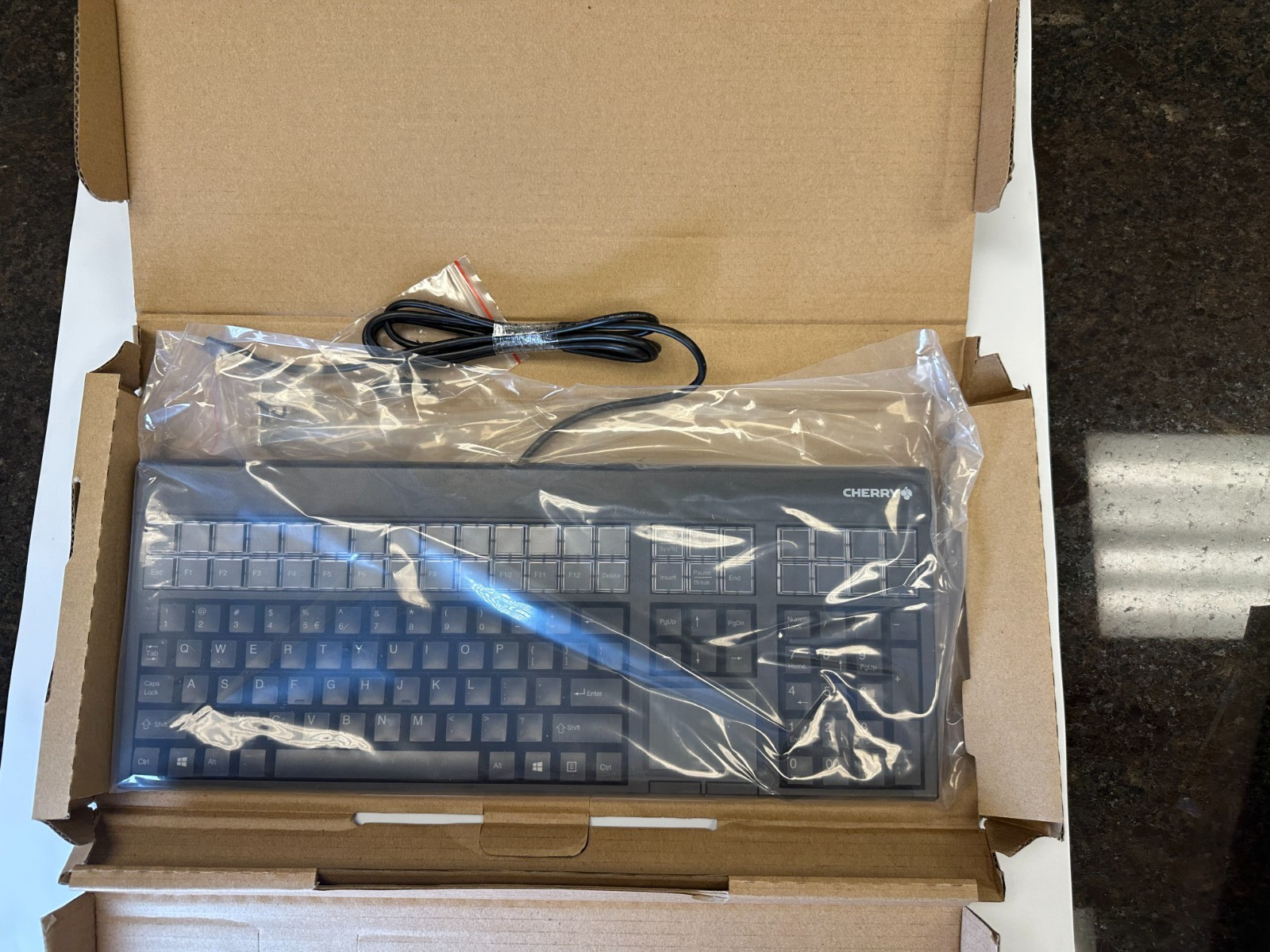 Brand new Cherry G86-71401EUADAA LPOS Wired Programable Keyboard with Touchpad