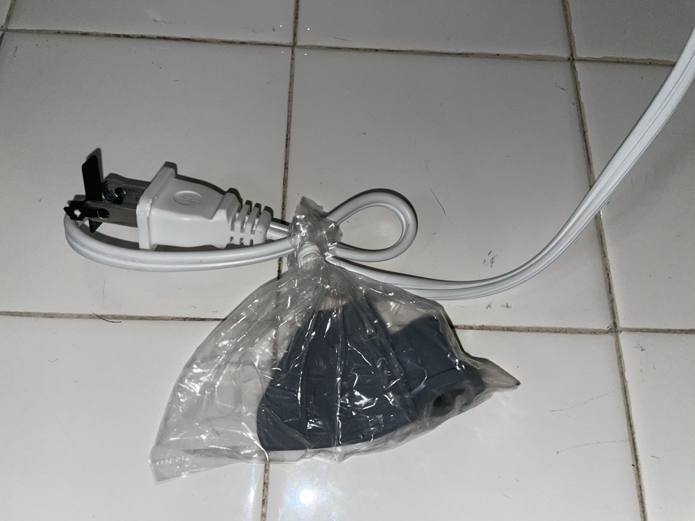 Open Box Breadman Bread Maker 3 Horizontal Loaf Sizes 8 Function TR520 2lb Model