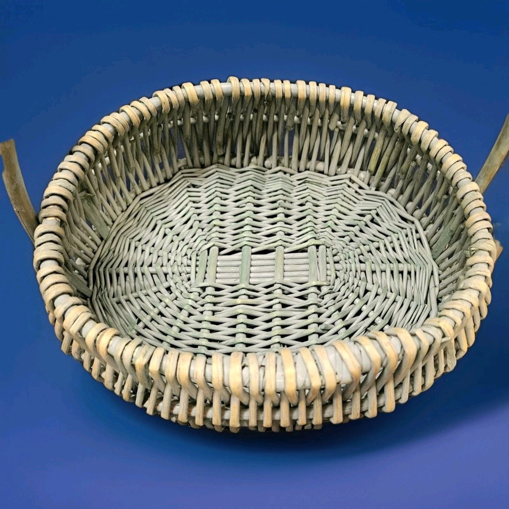 Basket with handle- Wicker