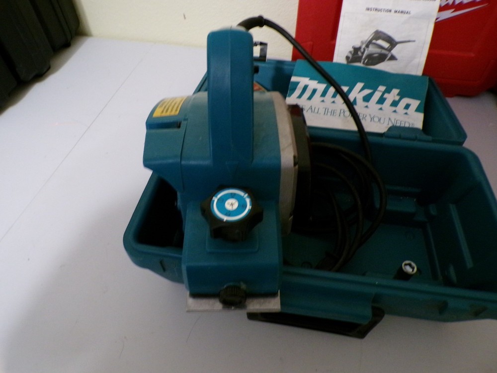 Makita Power Planer Model N1900B