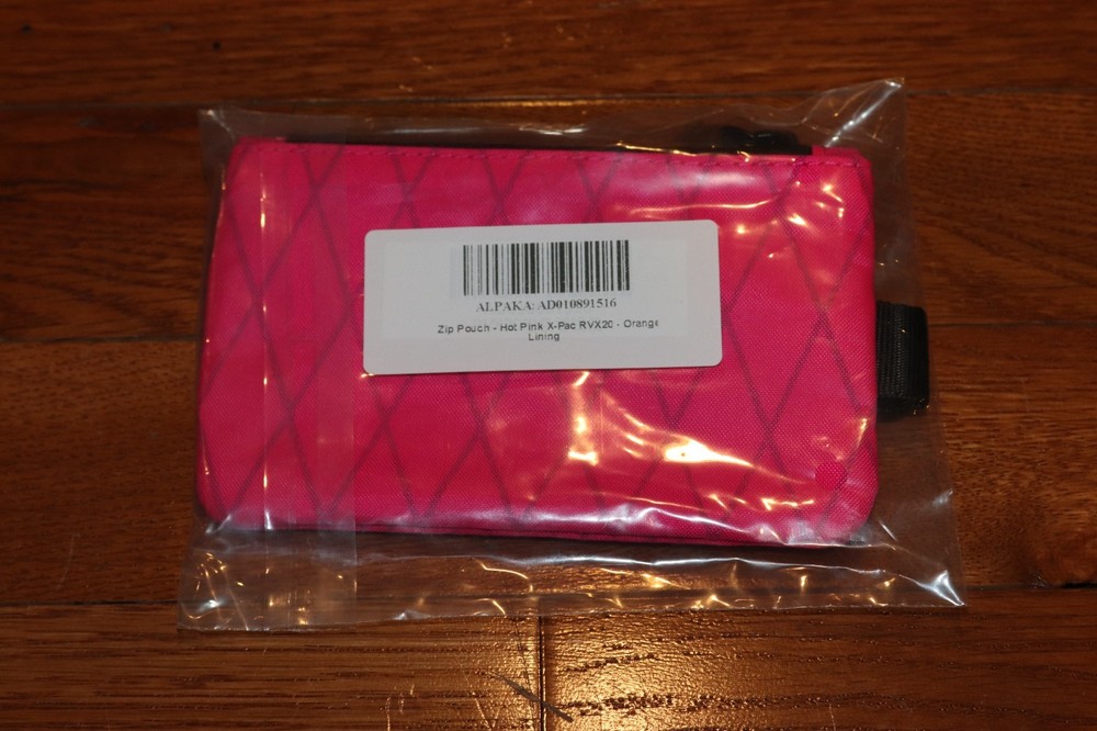 BNIB Alpaka Zip Pouch MSRP $35!!