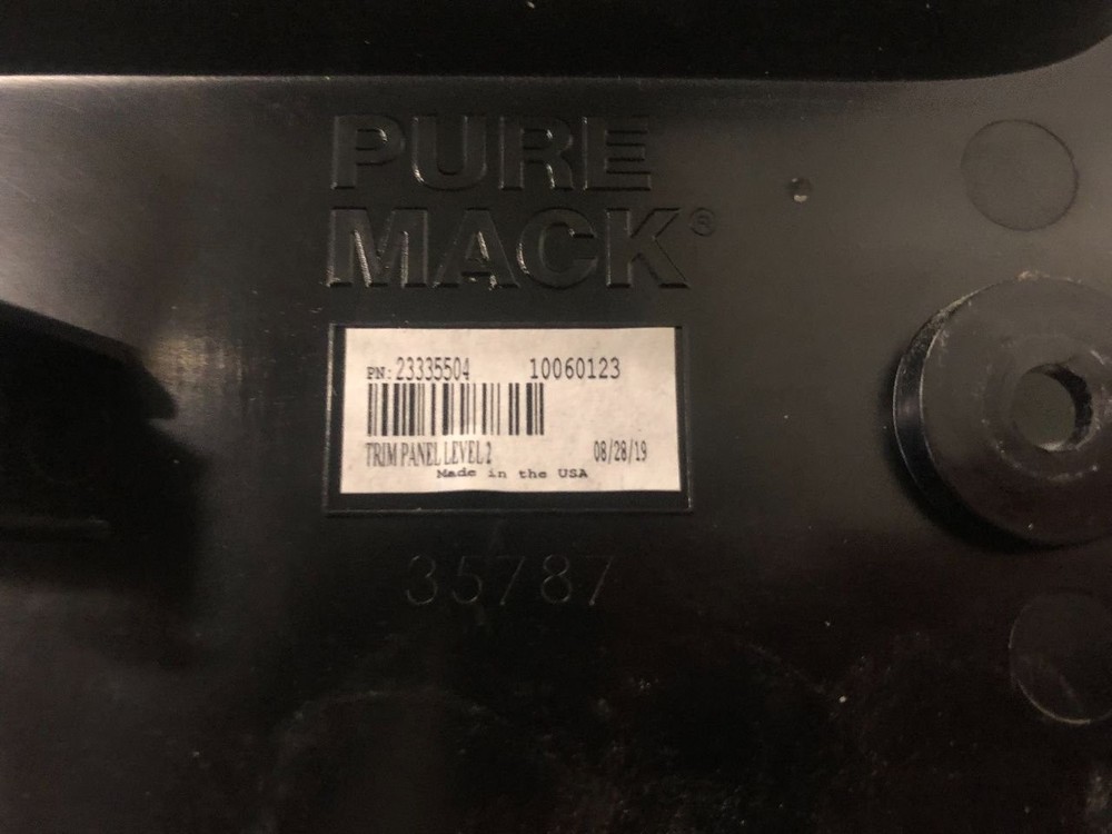 2018-2027 Mack ANTHEM (AN) TRIM OR COVER Dash Panel - Used