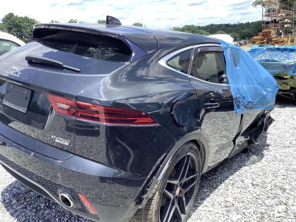 E-PACE 2018 Glove Box 4686289