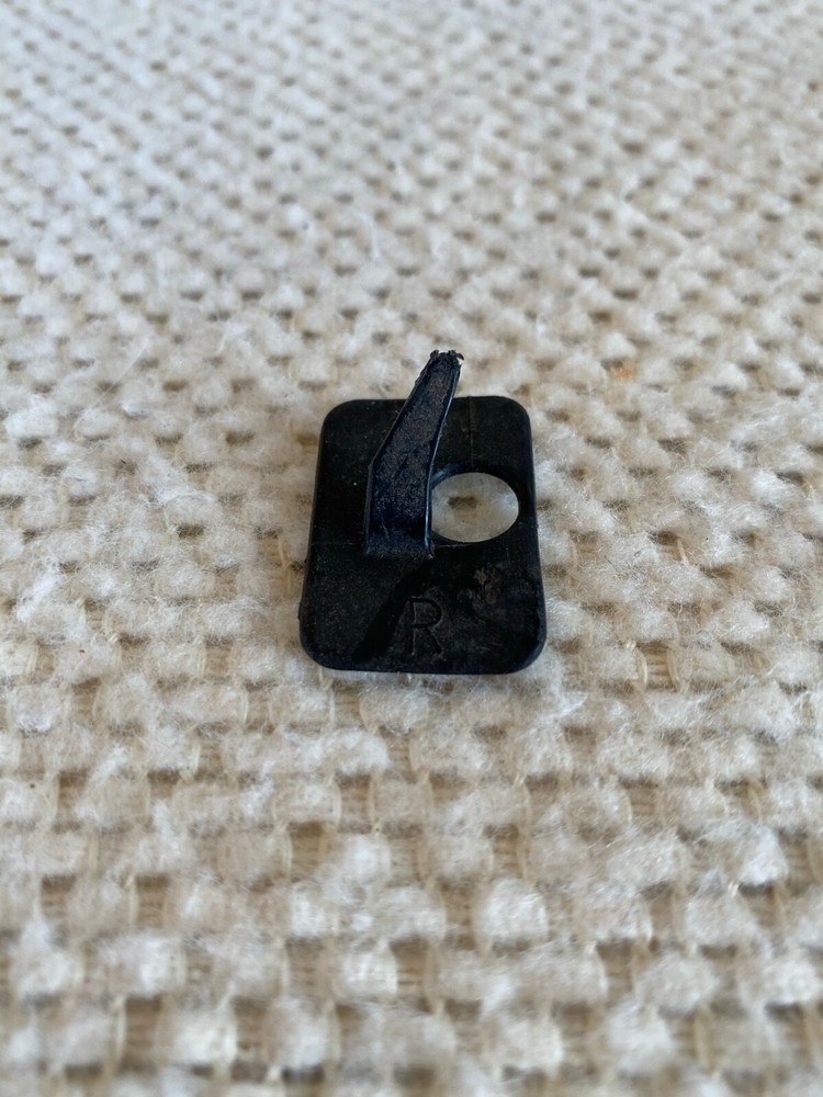 Plastic Flipper Rest